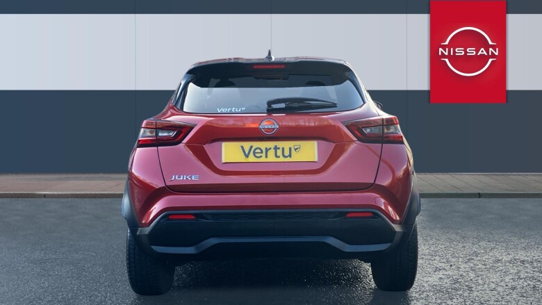 Nissan Juke 1.0 DiG-T 114 N-Connecta 5dr Petrol Hatchback